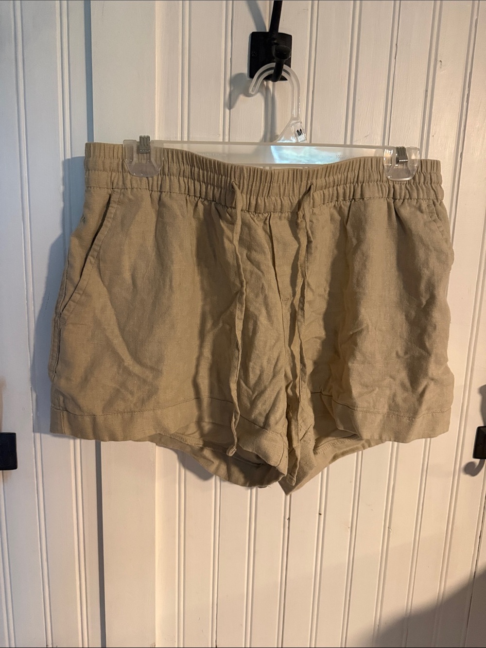 Old Navy Tan Linen-Blend Drawstring Women’s Shorts